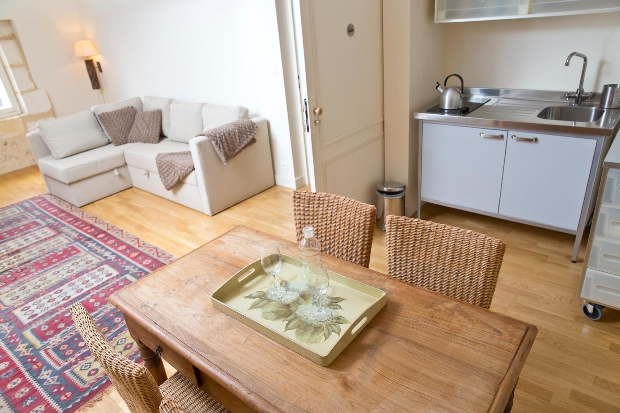 Fronsac シャトー リシュリュー Bed & Breakfast エクステリア 写真